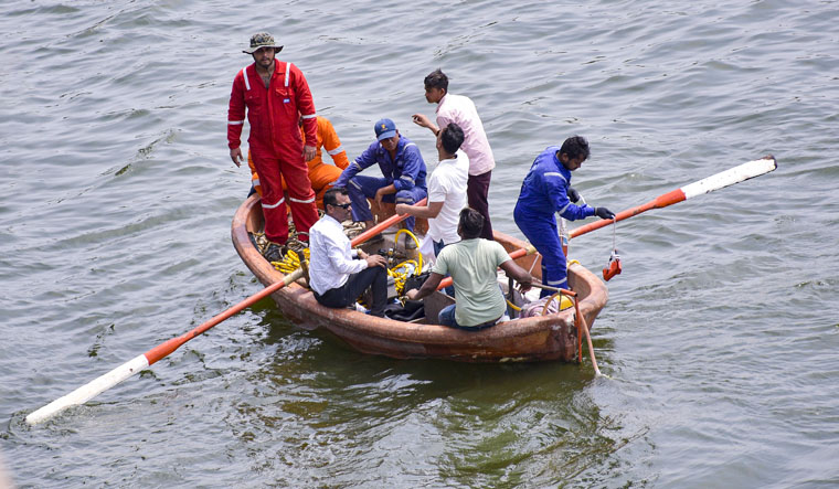 Salman Khan case: Mumbai police recovers 2 pistols, bullets from Tapi river - Vimarsana News